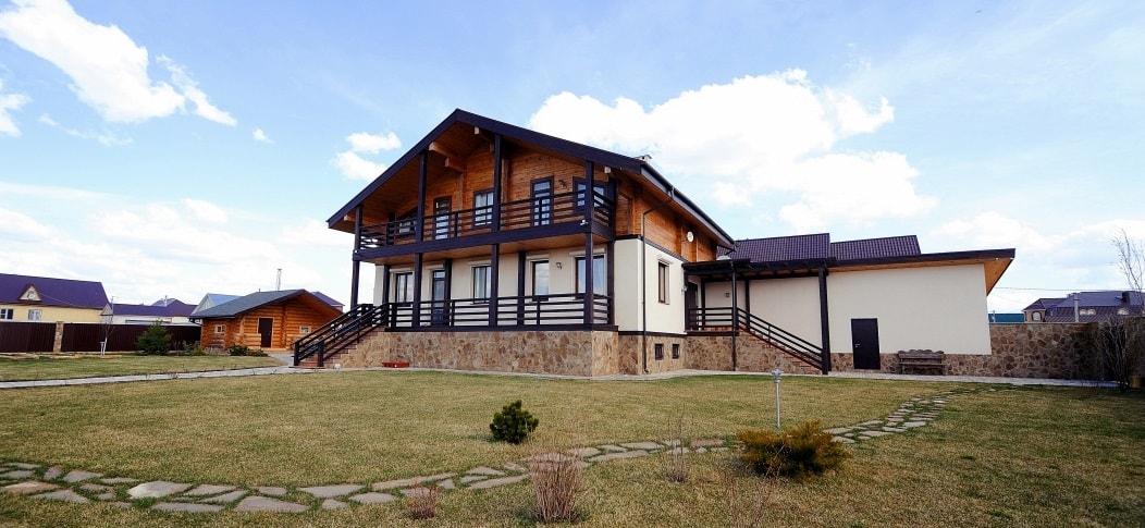 У вас много денег и вы можете позволить себе шикарный дом. Альпийское шале отличный выбор.